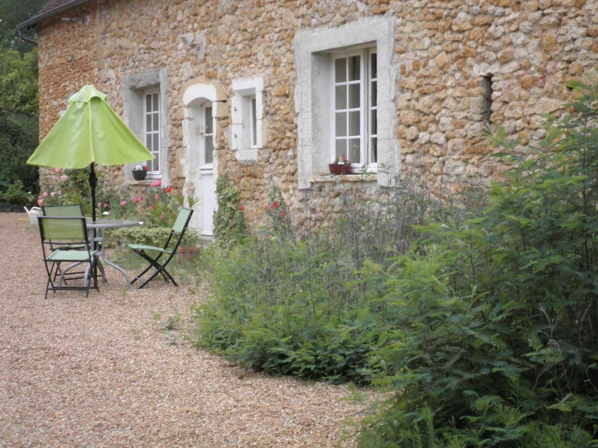 Hotel Le Tertre à Dureil Extérieur photo